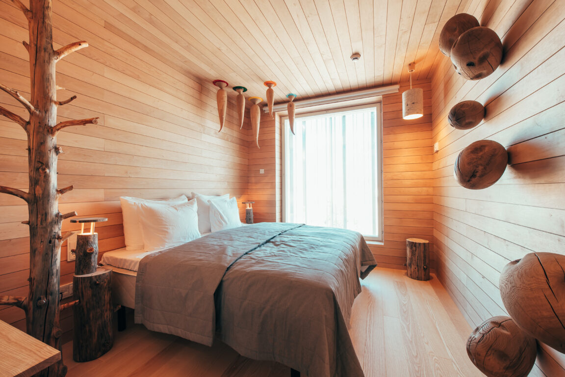 Pekka Jylhä ArtExhibit room